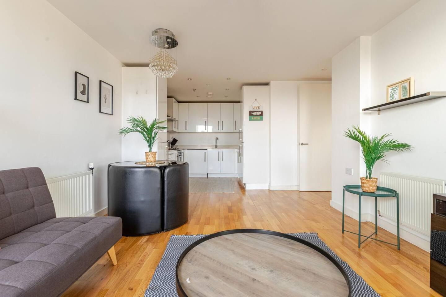 Cosy 2 Bedroom Flat By Wembley Stadium Apartament
