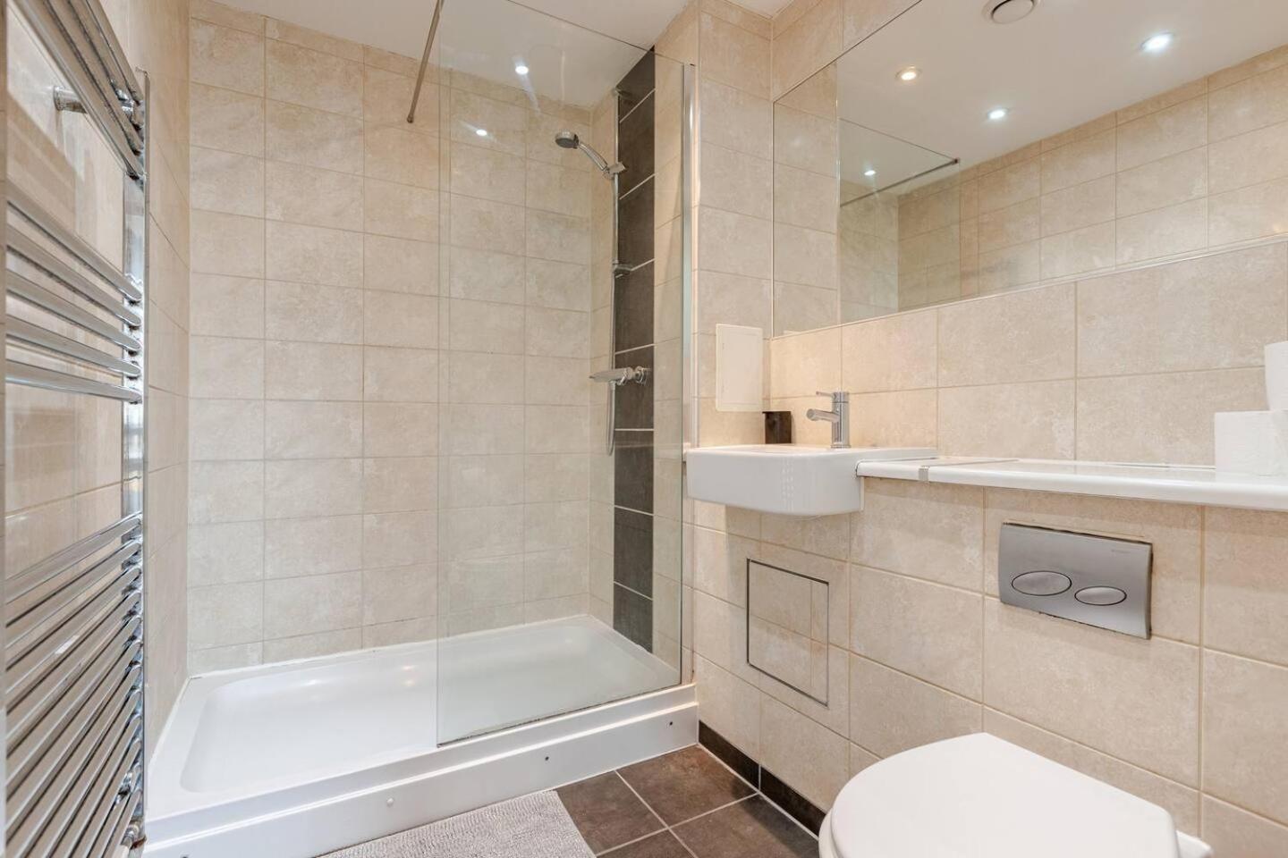 Cosy 2 Bedroom Flat By Wembley Stadium Apartament *